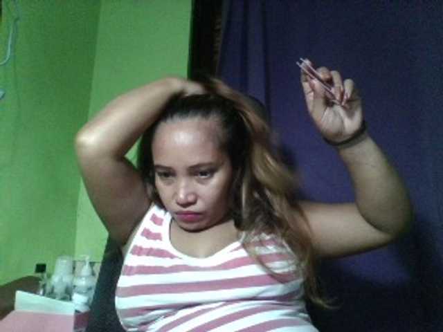 myoneandonly live cam on BongaCams