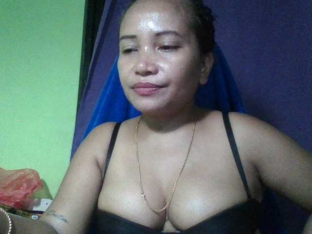 myoneandonly live cam on BongaCams