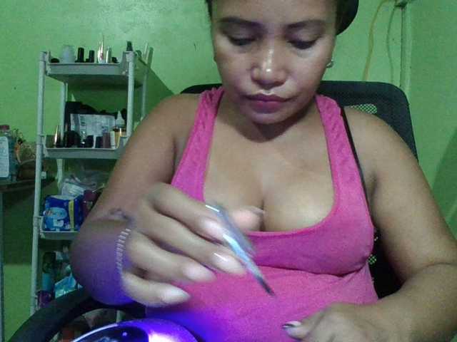 myoneandonly live cam on BongaCams