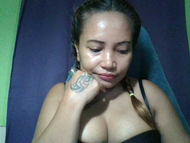 myoneandonly live cam on BongaCams