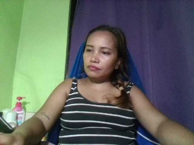 myoneandonly live cam on BongaCams