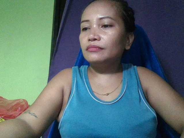 myoneandonly live cam on BongaCams
