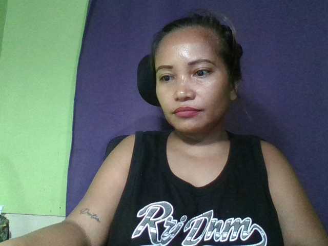 myoneandonly live cam on BongaCams