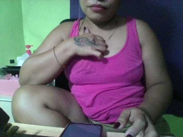 myoneandonly live cam