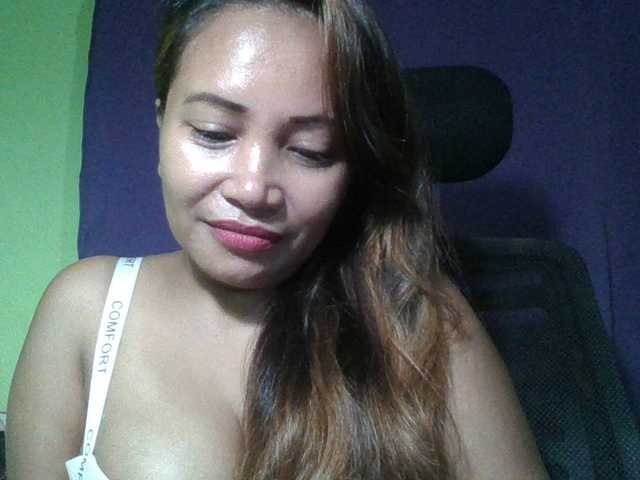 myoneandonly live cam on BongaCams