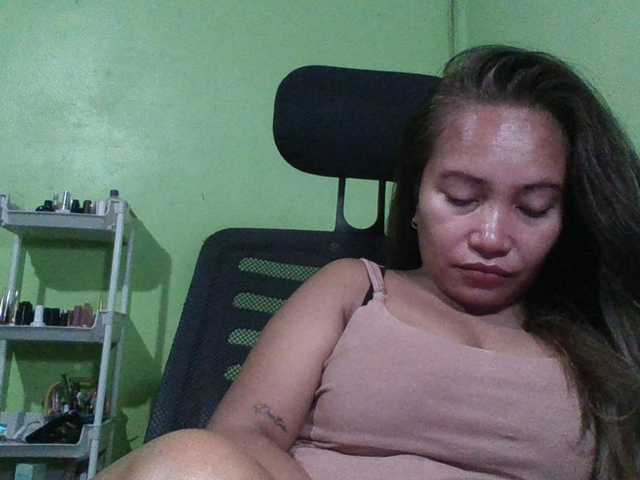 myoneandonly live cam on BongaCams