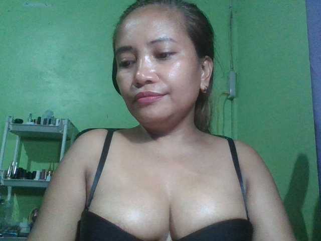 myoneandonly live cam on BongaCams