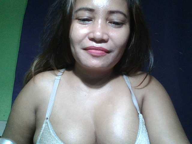 myoneandonly live cam on BongaCams