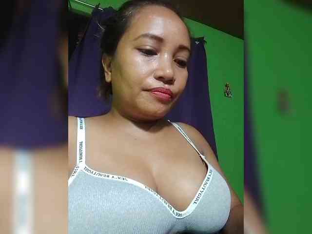 emmannuele webcam