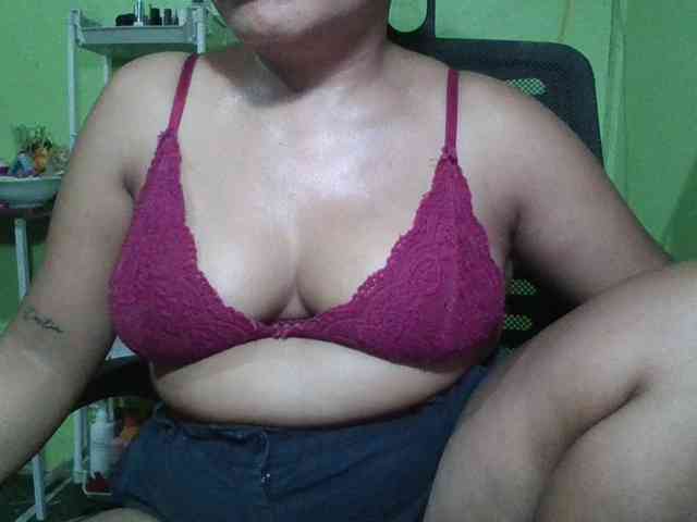 emmannuele webcam