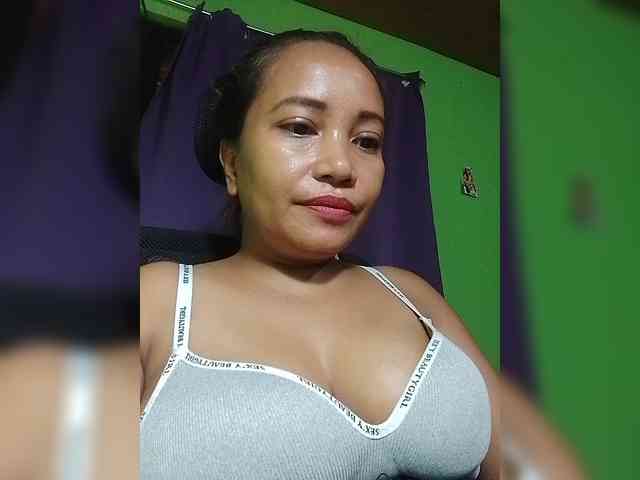 emmannuele webcam
