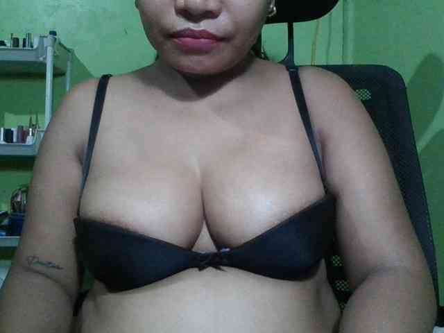 emmannuele webcam