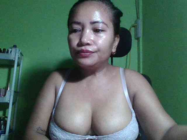 myoneandonly Live Webcam on BongaCams