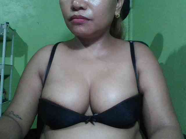 emmannuele webcam