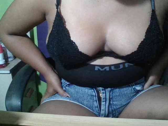 myoneandonly Live Webcam on BongaCams