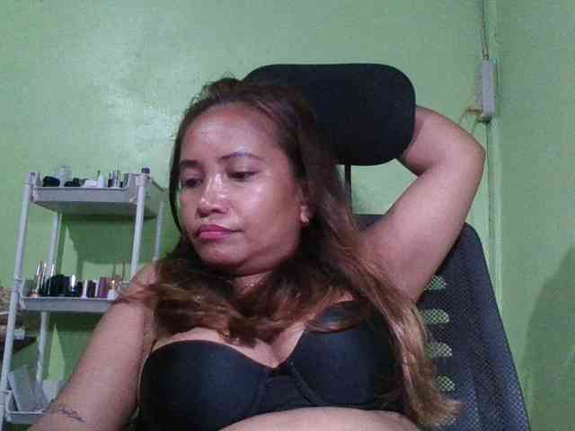 Model: emmannuele