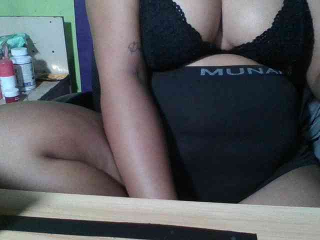 emmannuele webcam