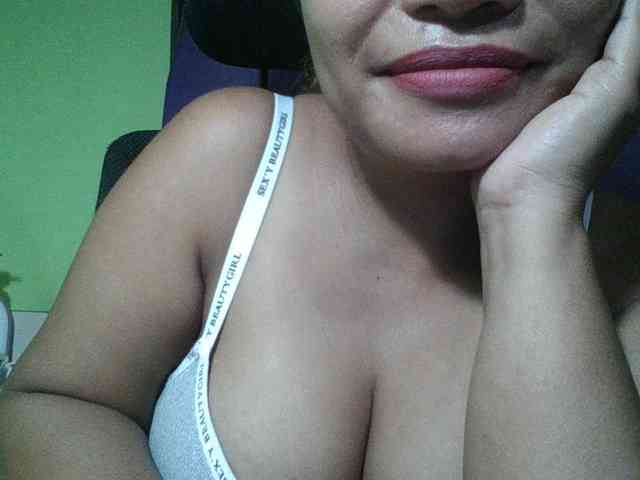 emmannuele webcam