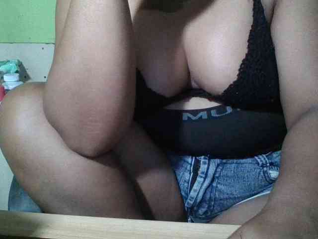 emmannuele webcam