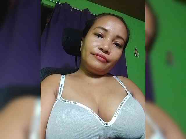emmannuele webcam