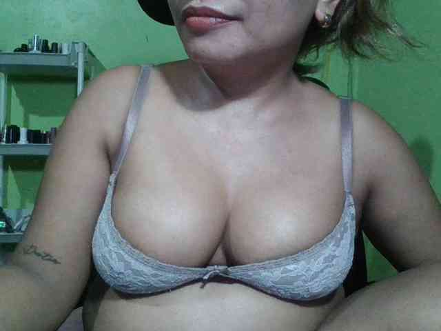 emmannuele webcam