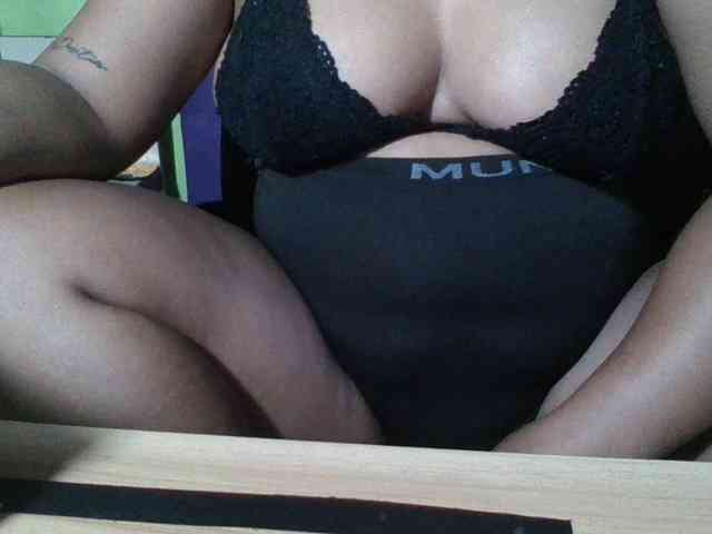 myoneandonly Live Webcam on BongaCams