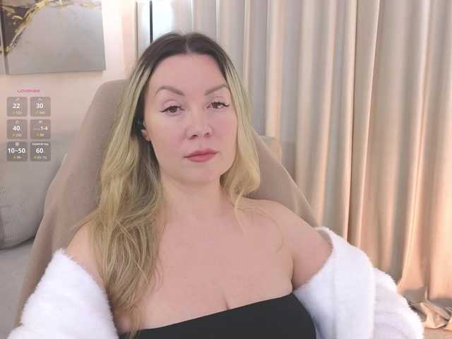 AmieHerry live cam on BongaCams