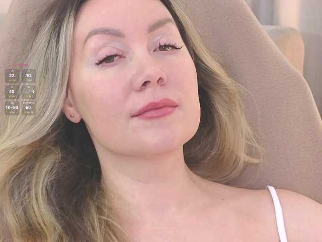 AmieHerry live cam