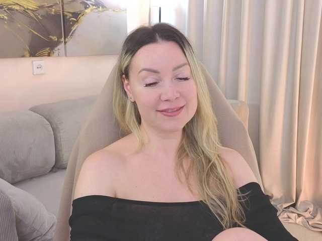 AmieHerry live cam on BongaCams