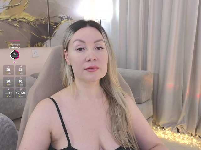 LELEYA live webcam show