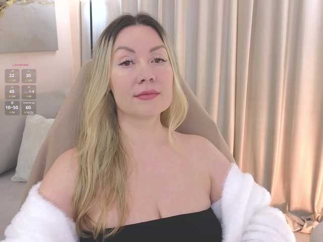 AmieHerry live cam on BongaCams