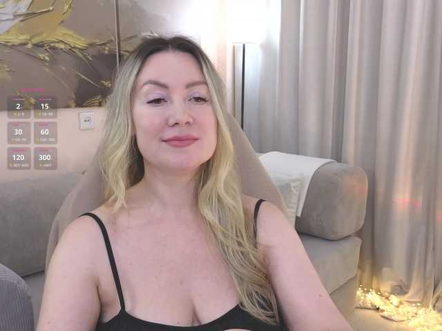 AmieHerry live cam on BongaCams
