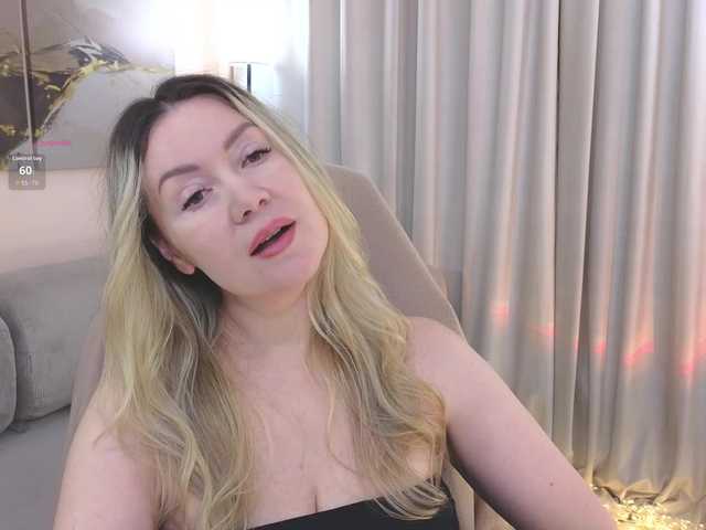 AmieHerry live webcam show