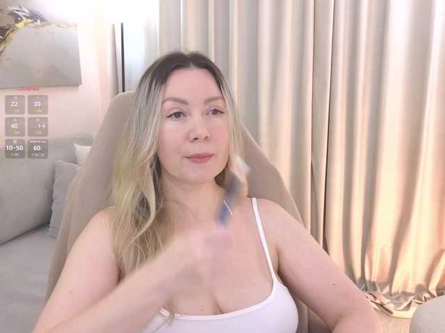 AmieHerry live cam on BongaCams