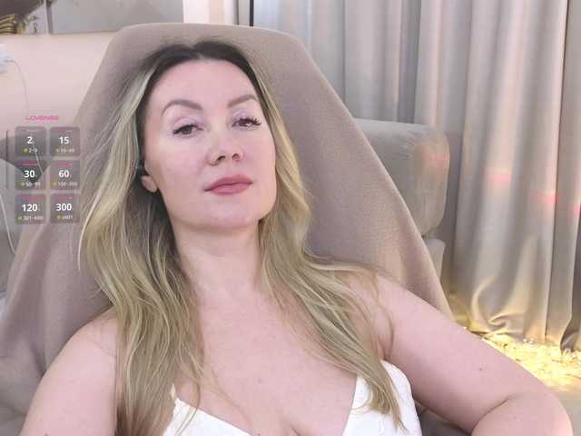 AmieHerry live webcam show
