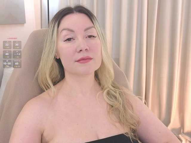 AmieHerry live cam on BongaCams
