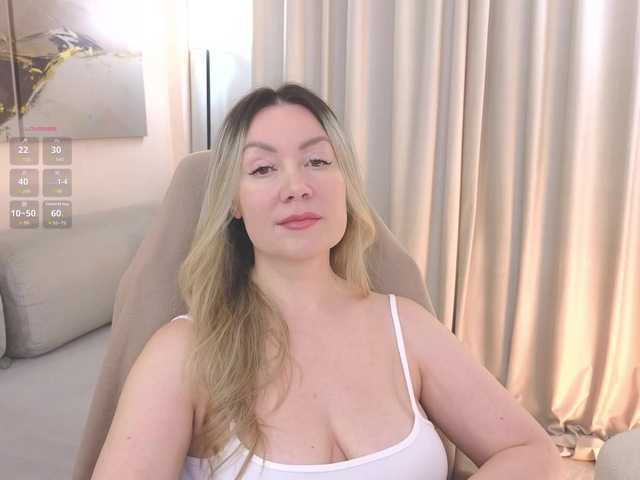 LELEYA live cam preview