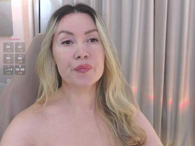 AmieHerry live webcam show