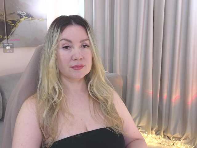AmieHerry live webcam show