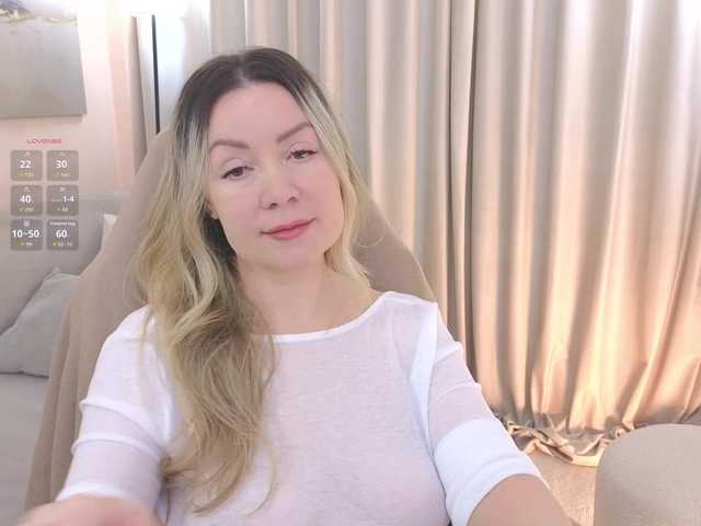AmieHerry live cam on BongaCams