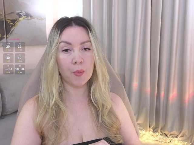 AmieHerry live webcam show