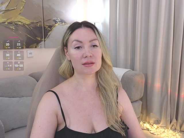 AmieHerry live cam on BongaCams