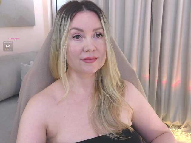 AmieHerry live webcam show