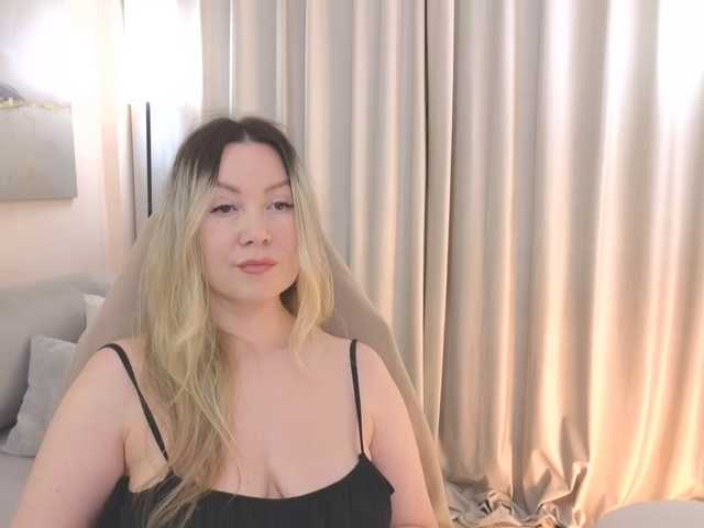 AmieHerry live cam on BongaCams