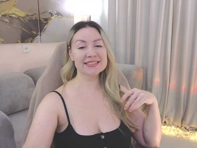 AmieHerry live cam on BongaCams