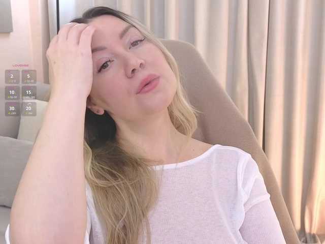 AmieHerry live cam