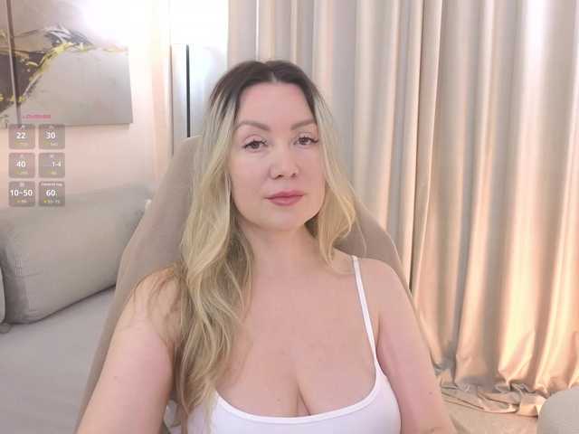 AmieHerry live cam on BongaCams