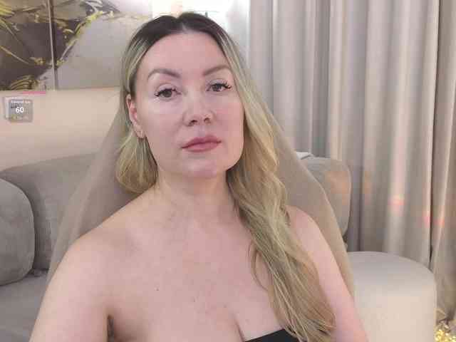 Elya webcam