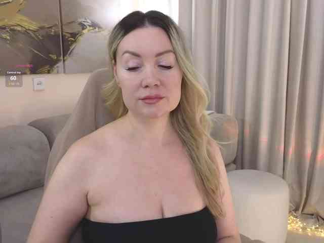 Elya webcam