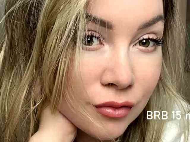 Elya webcam